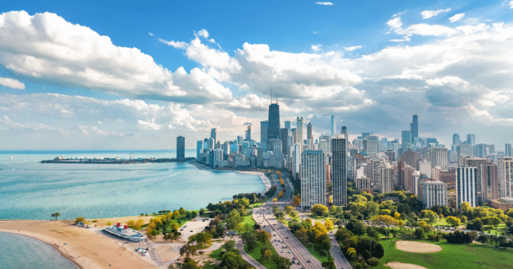 Chicago skyline representing CLOOMA’s base of operations in the US manufacturing industry.